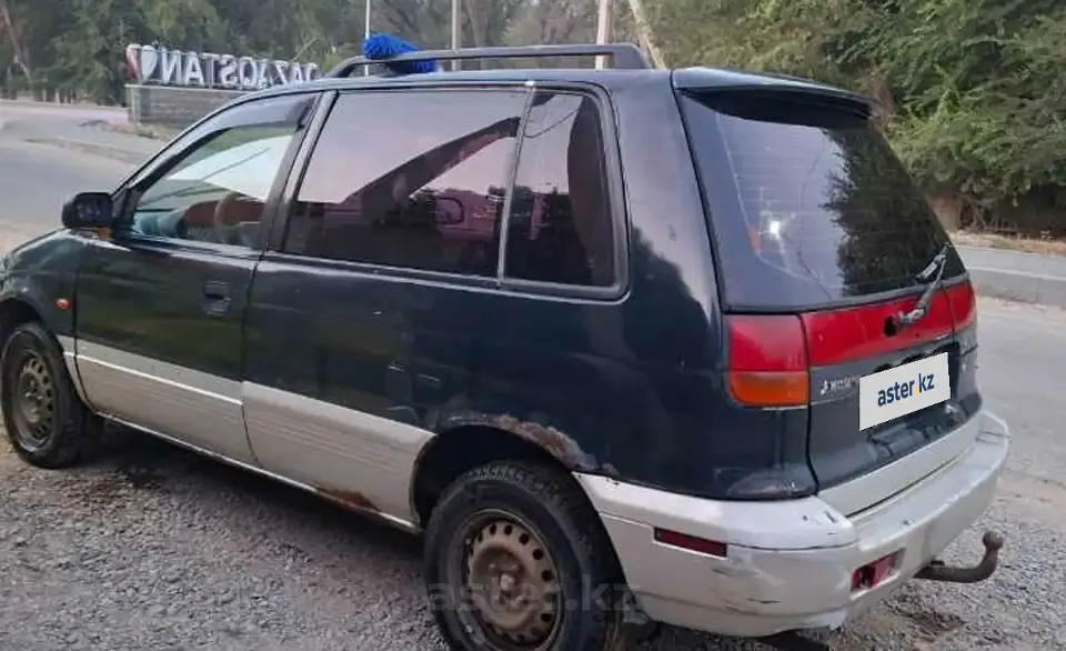 Mitsubishi Space Runner 1996 года за 500 000 тг. в Алматы