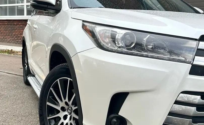 Toyota Highlander 2017 года за 21 000 000 тг. в Петропавловск фото 4