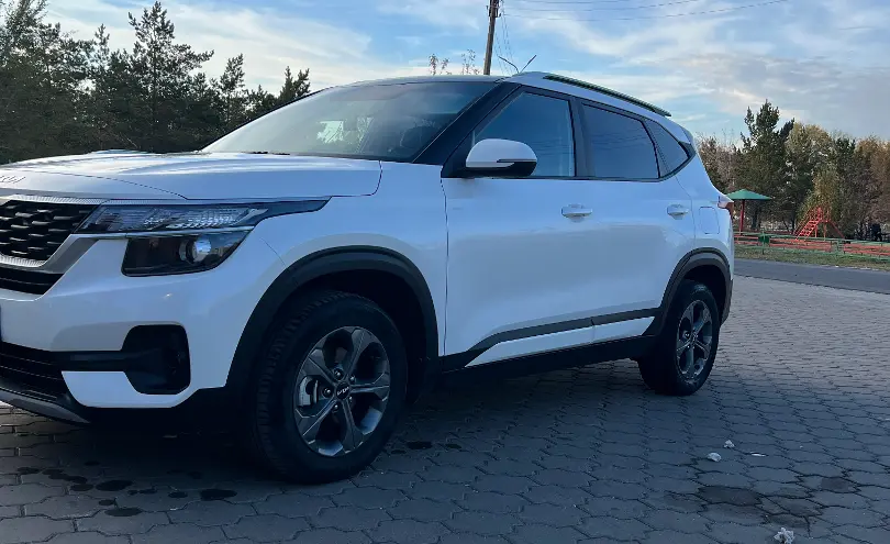 Kia Seltos 2023 года за 10 200 000 тг. в Карагандинская область фото 1