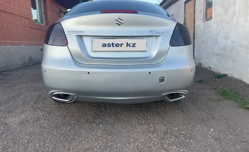 Suzuki Kizashi 2011 года за 2 800 000 тг. в Астана фото 4