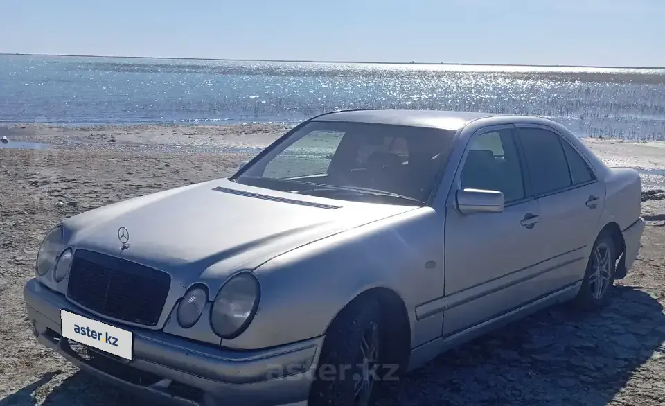 Mercedes-Benz E-Класс 1998 года за 1 750 000 тг. в Астана фото 1