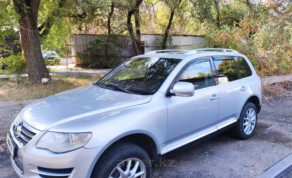 Volkswagen Touareg 2003 года за 4 000 000 тг. в Алматы
