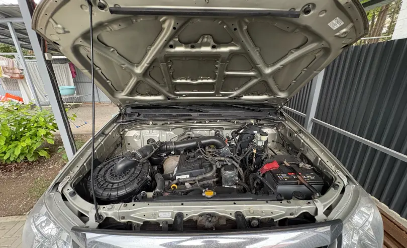 Toyota Fortuner 2005 года за 9 000 000 тг. в Алматы фото 3