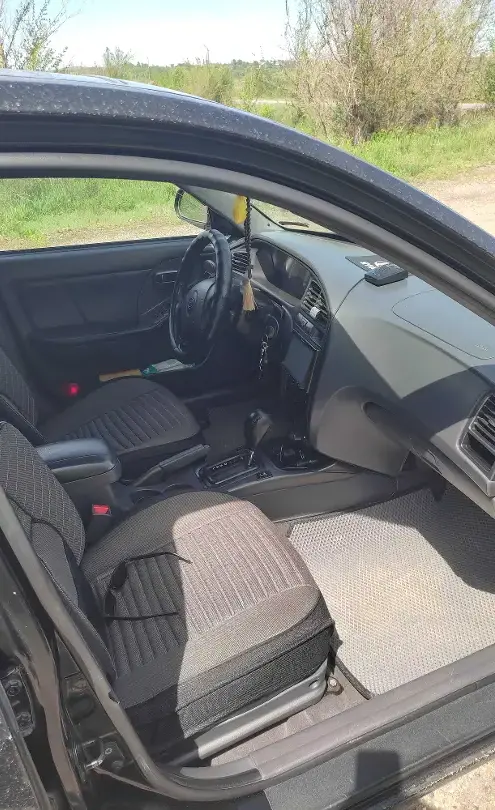 Hyundai Elantra 2003 года за 3 000 000 тг. в Восточно-Казахстанская область фото 3