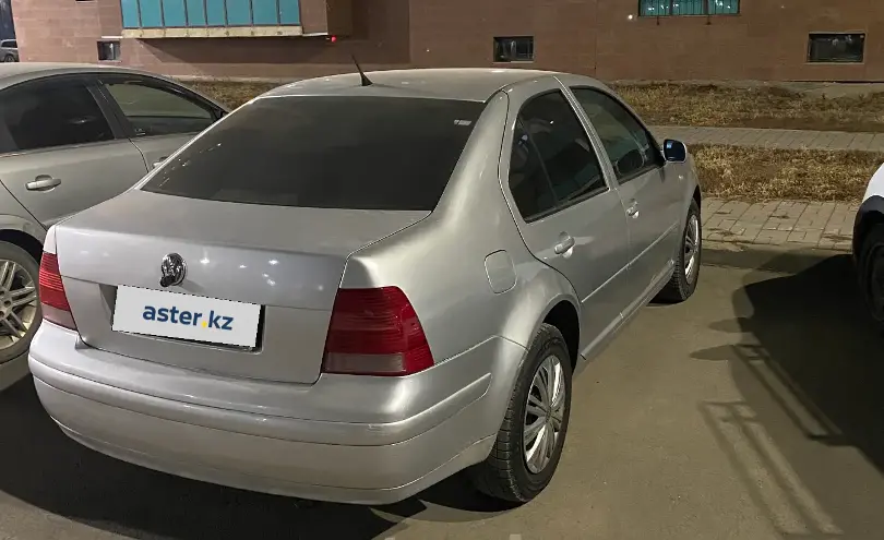 Volkswagen Bora 2001 года за 2 000 000 тг. в Астана фото 2