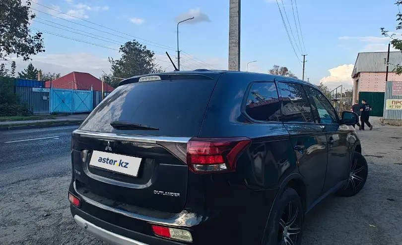 Mitsubishi Outlander 2014 года за 6 600 000 тг. в Астана фото 5