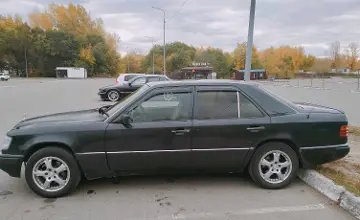 Mercedes-Benz E-Класс 1993 года за 2 700 000 тг. в Усть-Каменогорск фото 3