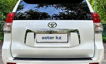 Toyota Land Cruiser Prado 2013 года за 19 000 000 тг. в Алматы
