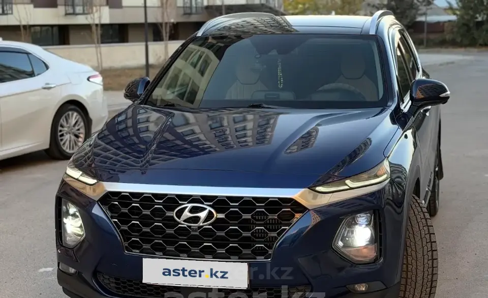 Hyundai Santa Fe 2020 года за 12 000 000 тг. в Алматы