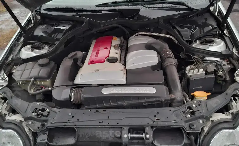 Mercedes-Benz C-Класс 2002 года за 3 100 000 тг. в Караганда фото 5