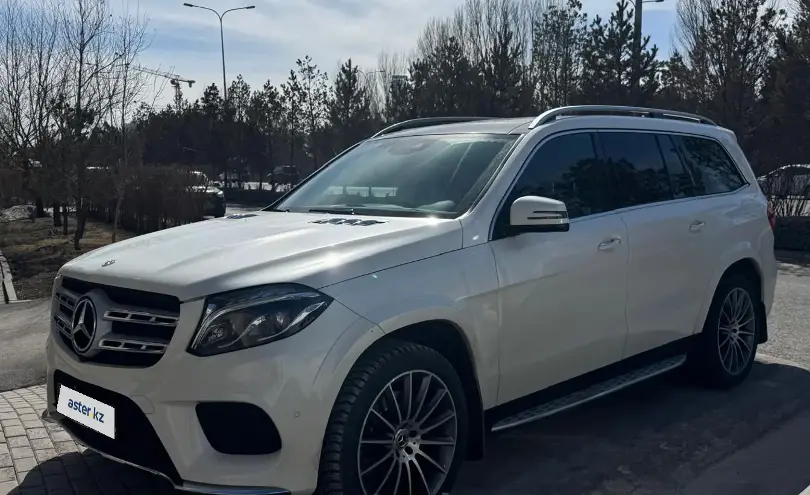 Mercedes-Benz GLS 2018 года за 36 000 000 тг. в Астана