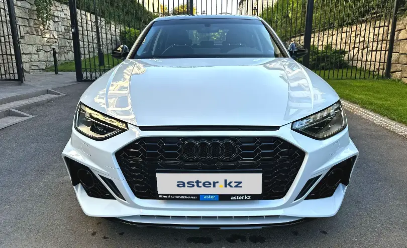Audi A4 2022 года за 16 000 000 тг. в Алматы фото 5