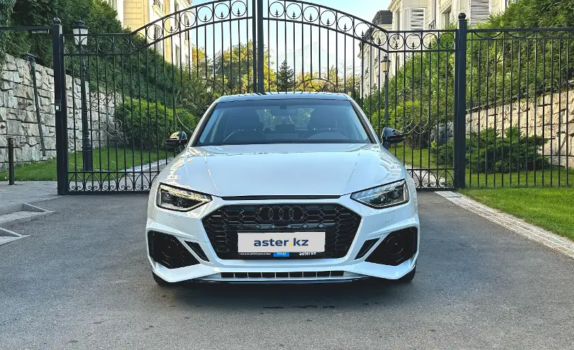 Audi A4 2022 года за 16 000 000 тг. в Алматы фото 4