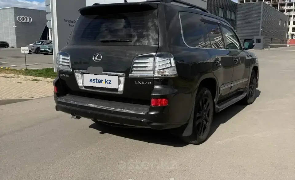 Lexus LX 2015 года за 26 000 000 тг. в Астана фото 2