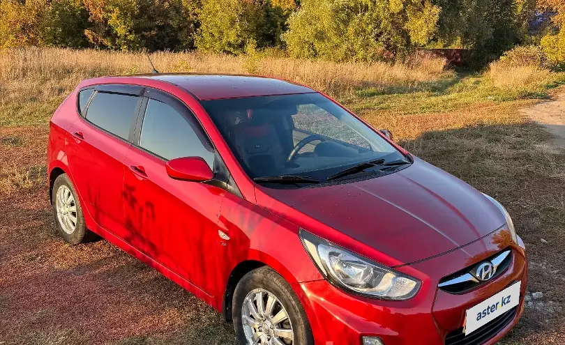 Hyundai Accent 2012 года за 4 600 000 тг. в Усть-Каменогорск фото 2