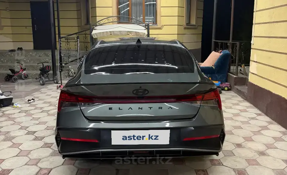Hyundai Elantra 2023 года за 8 800 000 тг. в Тараз