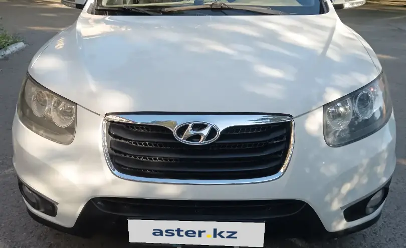 Hyundai Santa Fe 2011 года за 6 800 000 тг. в Актобе