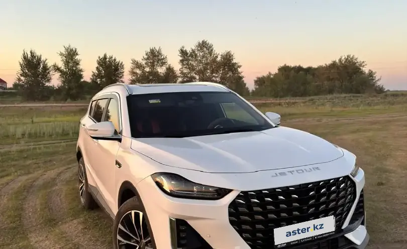 Jetour X70 PLUS 2024 года за 10 500 000 тг. в Уральск фото 2