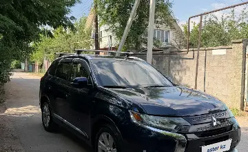 Mitsubishi Outlander 2015 года за 8 500 000 тг. в Алматы фото 3