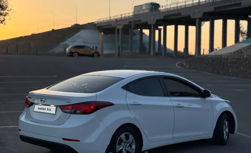 Hyundai Elantra 2015 года за 5 700 000 тг. в Алматы фото 4
