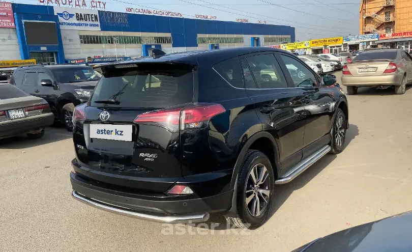 Toyota RAV4 2017 года за 11 000 000 тг. в Алматы фото 4