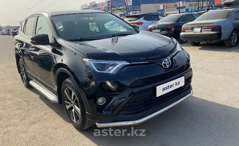 Toyota RAV4 2017 года за 11 000 000 тг. в Алматы фото 3
