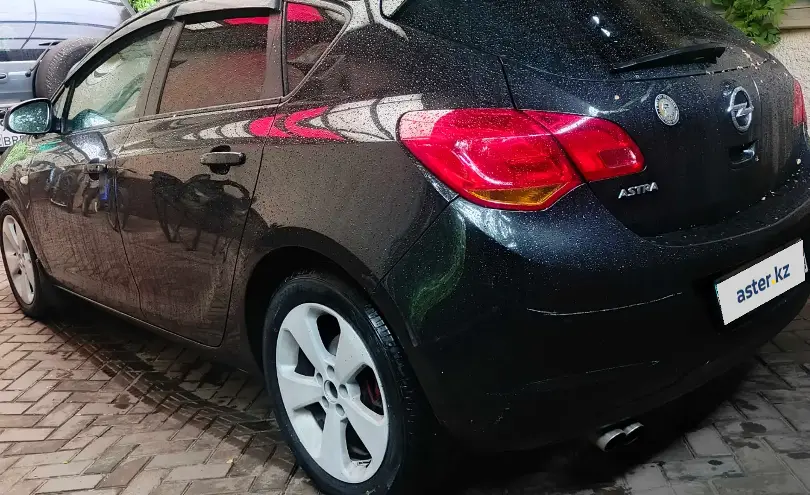 Opel Astra 2011 года за 3 000 000 тг. в Алматы фото 4