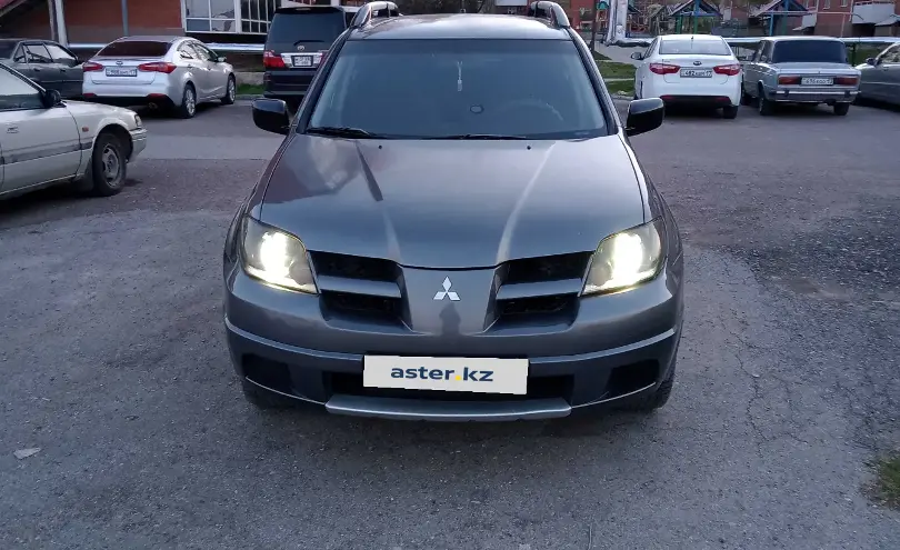 Mitsubishi Outlander 2005 года за 3 000 000 тг. в Алматы фото 1