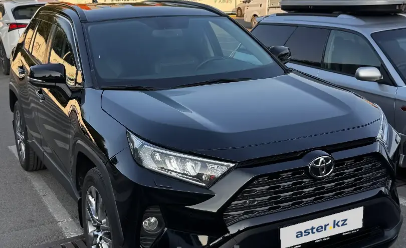 Toyota RAV4 2020 года за 13 500 000 тг. в Алматы фото 3