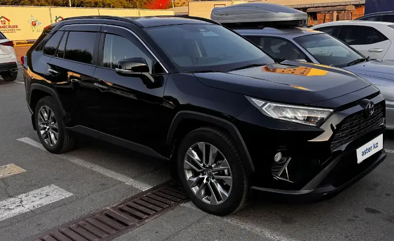 Toyota RAV4 2020 года за 13 500 000 тг. в Алматы фото 4
