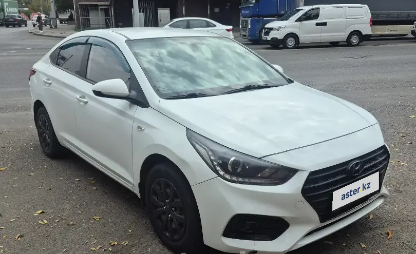 Hyundai Accent 2019 года за 6 000 000 тг. в Алматы фото 2