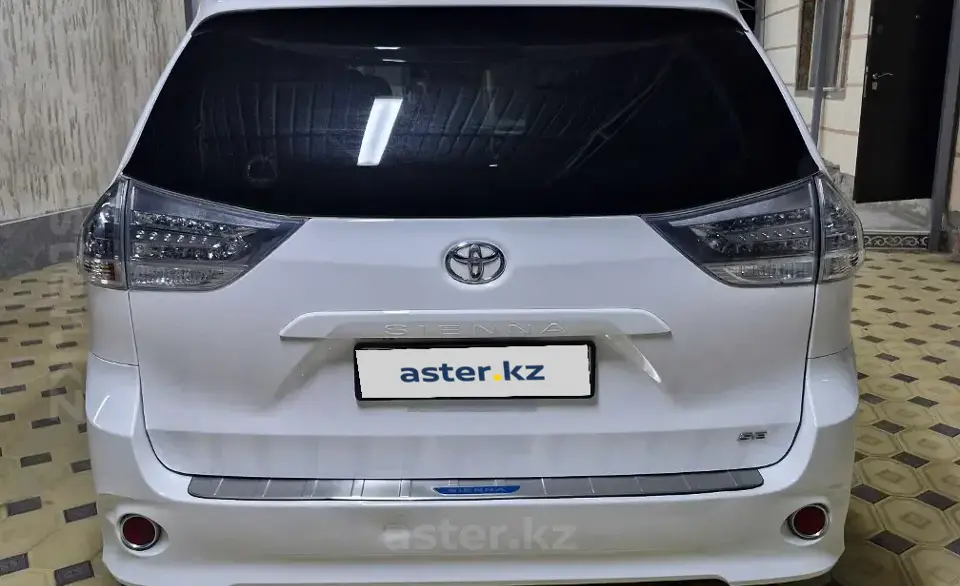 Toyota Sienna 2017 года за 14 000 000 тг. в Карагандинская область фото 5