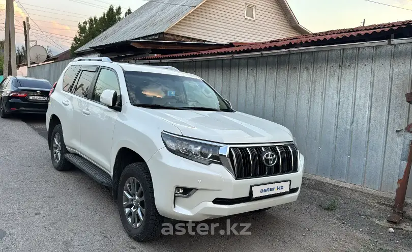 Toyota Land Cruiser Prado 2021 года за 32 000 000 тг. в Алматы фото 1
