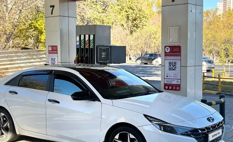 Hyundai Elantra 2021 года за 8 500 000 тг. в Астана фото 4