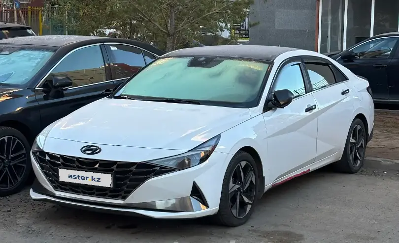 Hyundai Elantra 2021 года за 8 500 000 тг. в Астана фото 2