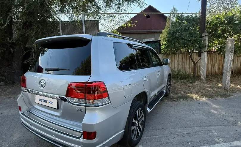 Toyota Land Cruiser 2010 года за 18 000 000 тг. в Алматы фото 5