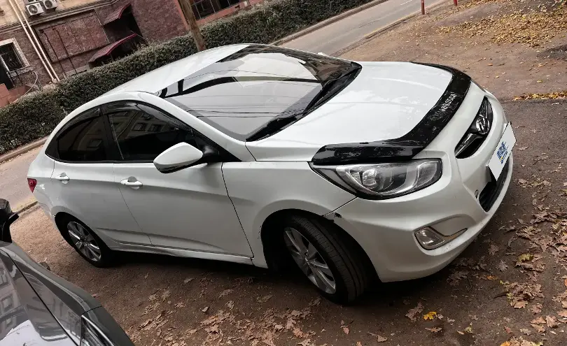 Hyundai Accent 2012 года за 4 000 000 тг. в Алматы фото 4