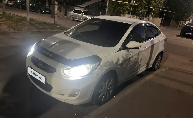 Hyundai Accent 2012 года за 4 000 000 тг. в Алматы фото 2