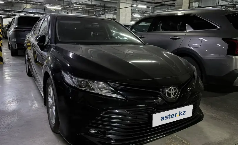 Toyota Camry 2020 года за 11 900 000 тг. в Астана фото 2