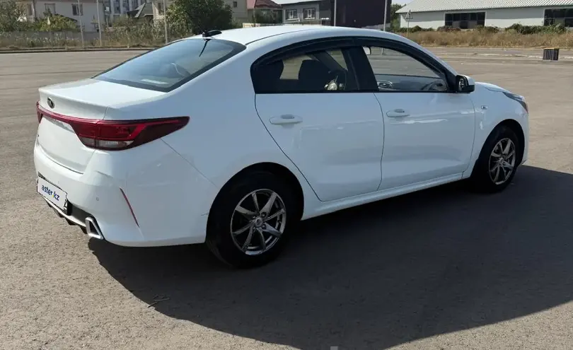 Kia Rio 2020 года за 7 100 000 тг. в Алматы фото 2