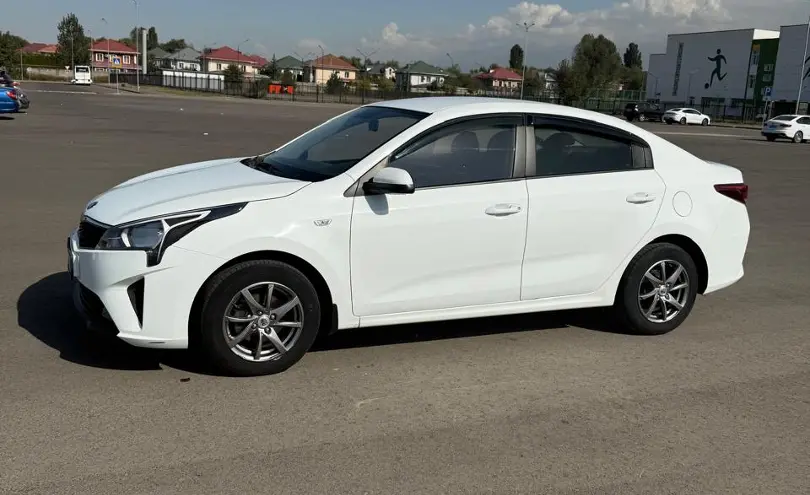 Kia Rio 2020 года за 7 100 000 тг. в Алматы фото 4