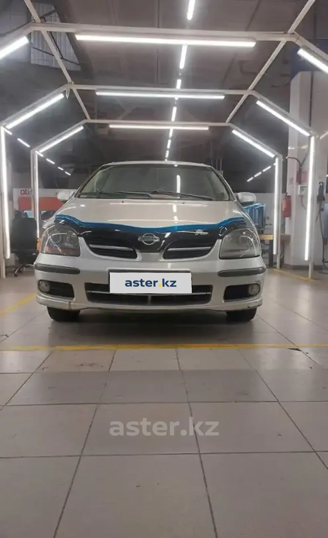 Nissan Almera Tino 2001 года за 1 700 000 тг. в Алматы фото 1