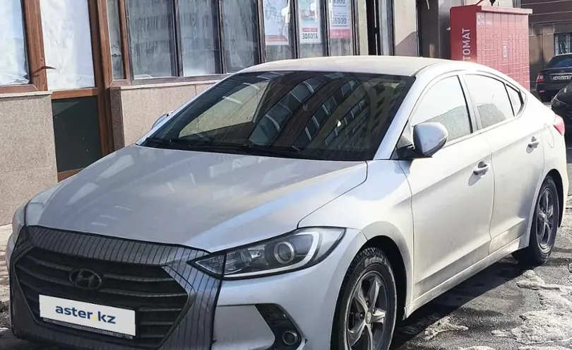 Hyundai Avante 2017 года за 6 000 000 тг. в Астана