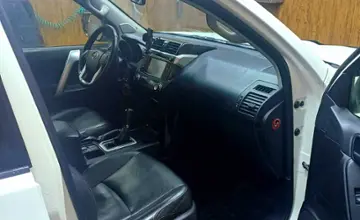 Toyota Land Cruiser Prado 2014 года за 15 000 000 тг. в Восточно-Казахстанская область фото 5