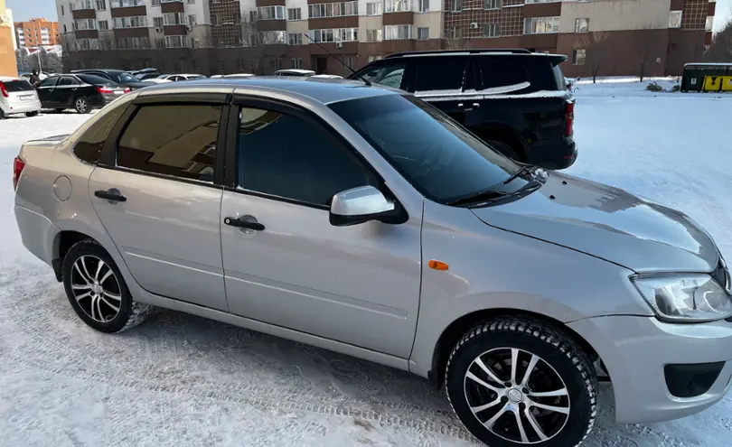 LADA (ВАЗ) Granta 2013 года за 3 000 000 тг. в Астана фото 4
