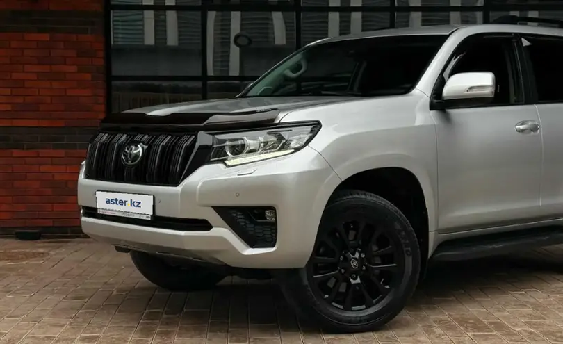 Toyota Land Cruiser Prado 2021 года за 26 500 000 тг. в Актюбинская область