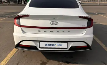 Hyundai Sonata 2022 года за 13 500 000 тг. в Алматы фото 4