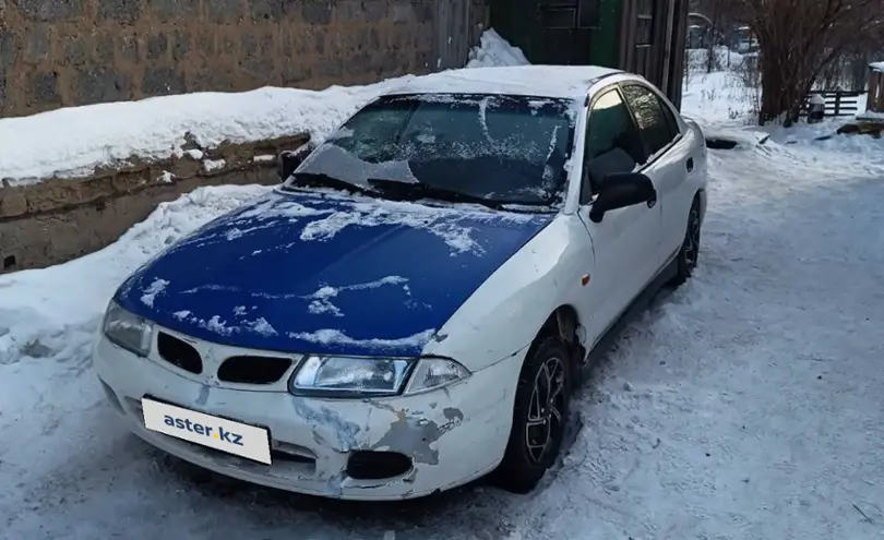 Mitsubishi Carisma 1996 года за 1 350 000 тг. в Астана фото 2