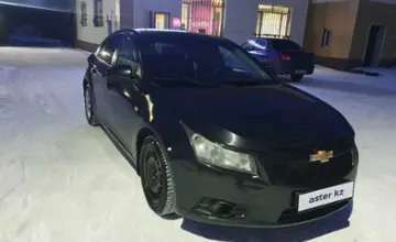 Chevrolet Cruze 2010 года за 3 300 000 тг. в Карагандинская область фото 3