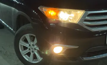 Toyota Highlander 2012 года за 12 500 000 тг. в Шымкент фото 2